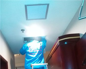 成都中央空調清洗--未端盤管清洗